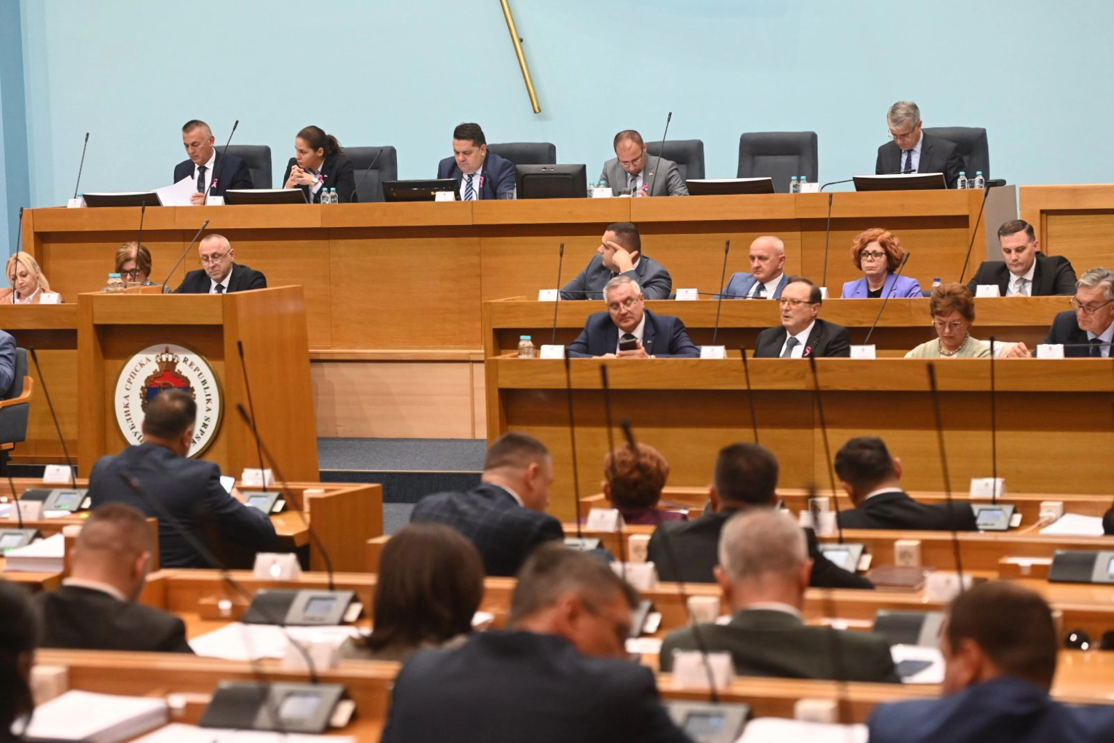 Ljudi koji su posao izgubili tijekom rata bez otpremnina